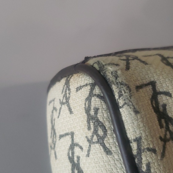 YSL pouch - Picture 12 of 15